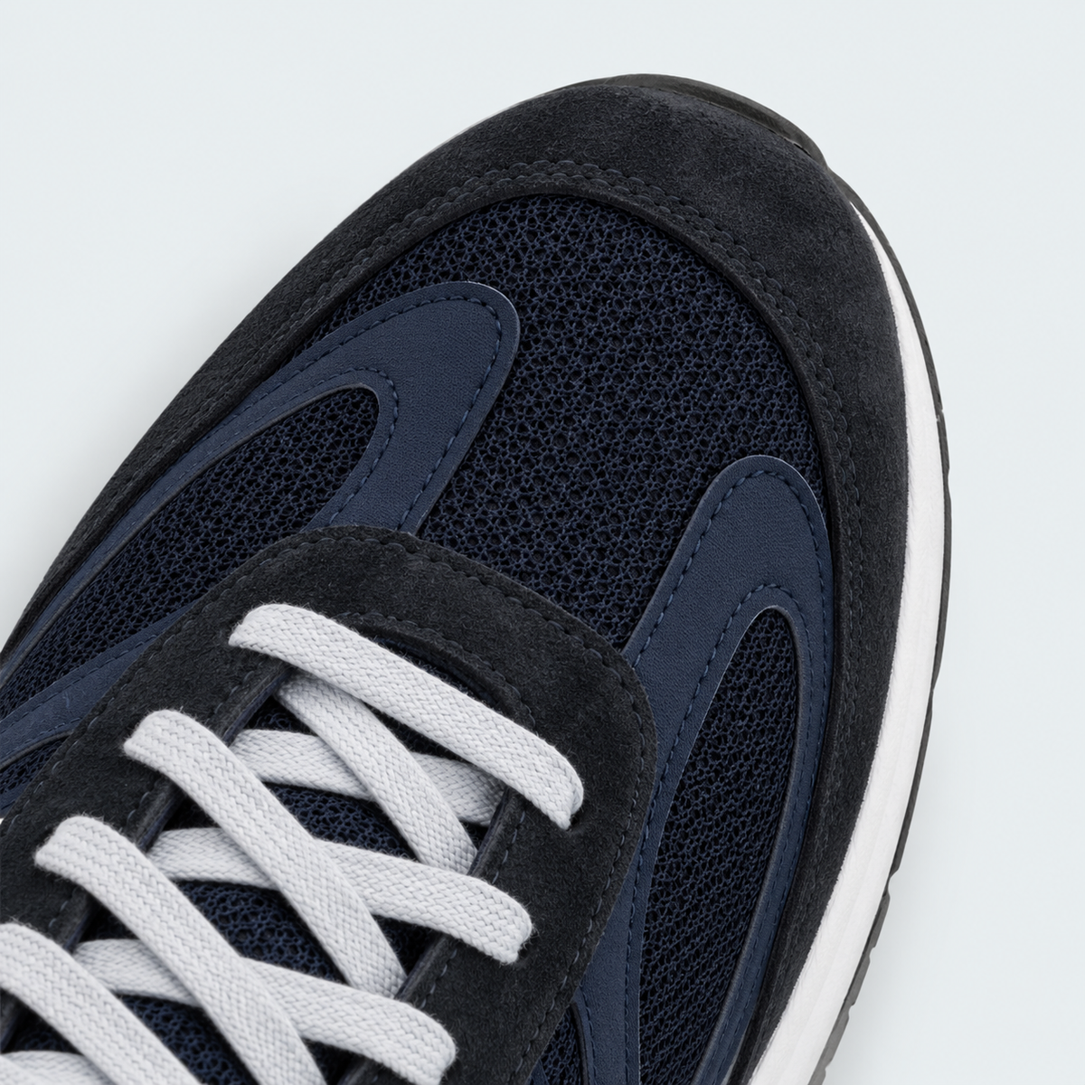 990v6 Navy White